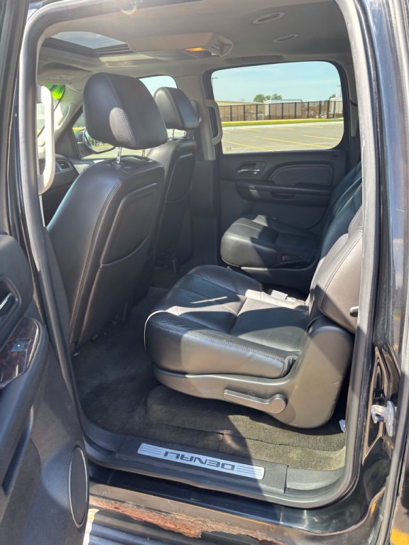 2007 GMC Yukon Image 8