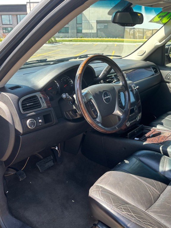 2007 GMC Yukon Image 10