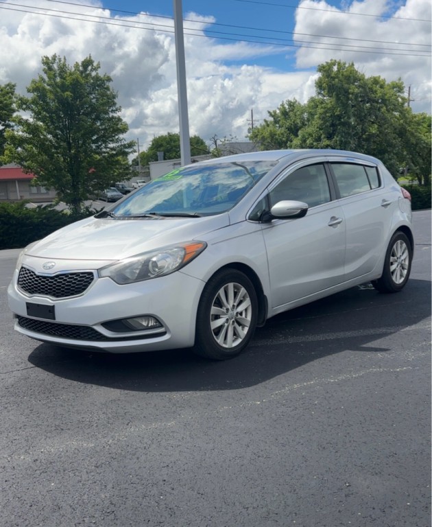 2015 Kia Forte Image 2