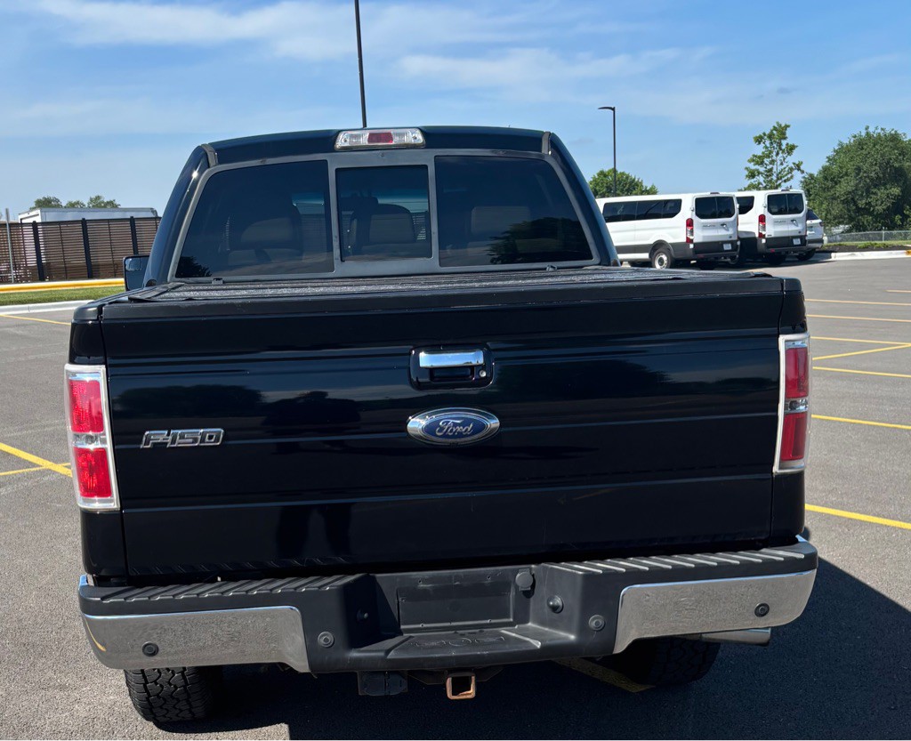2011 Ford F-150 Image 2