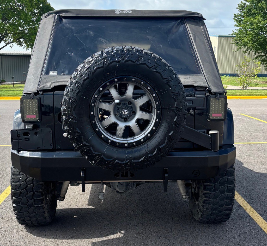 2014 Jeep Wrangler Unlimited Image 6