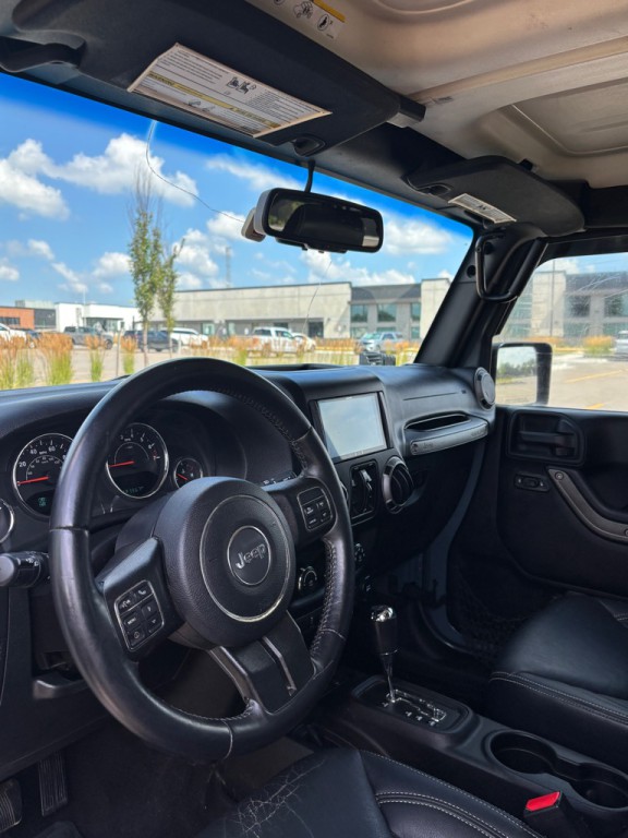 2015 Jeep Wrangler Unlimited Image 16