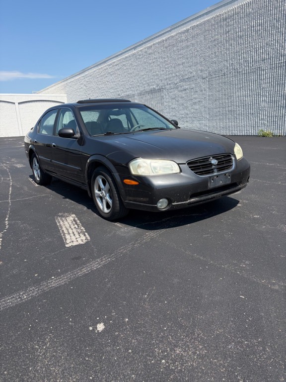 2001 Nissan Maxima Image 2