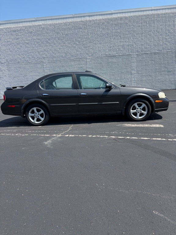 2001 Nissan Maxima Image 5