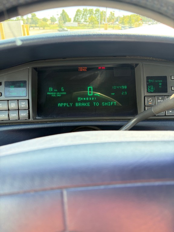 1996 Cadillac DeVille Image 11