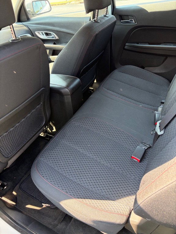 2015 Chevrolet Equinox Image 8