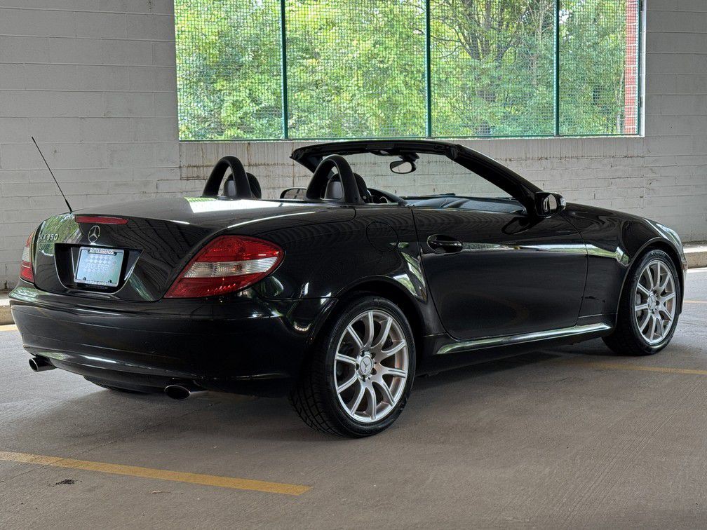 2005 Mercedes-Benz SLK-Class Image 6
