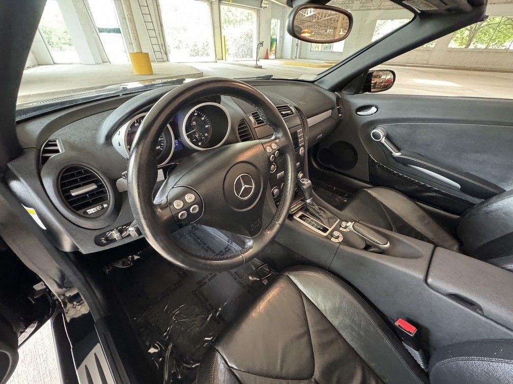 2005 Mercedes-Benz SLK-Class Image 9