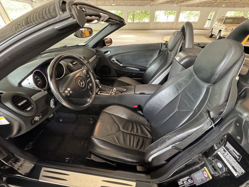 2005 Mercedes-Benz SLK-Class Image 10