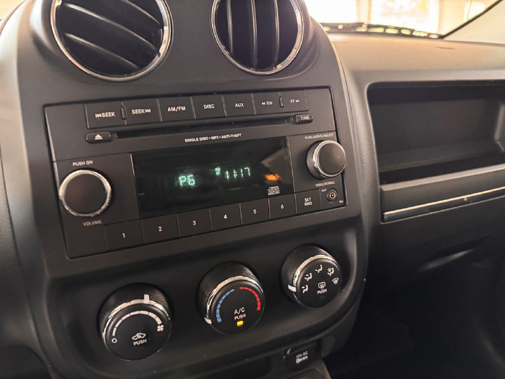 2014 Jeep Patriot Image 17
