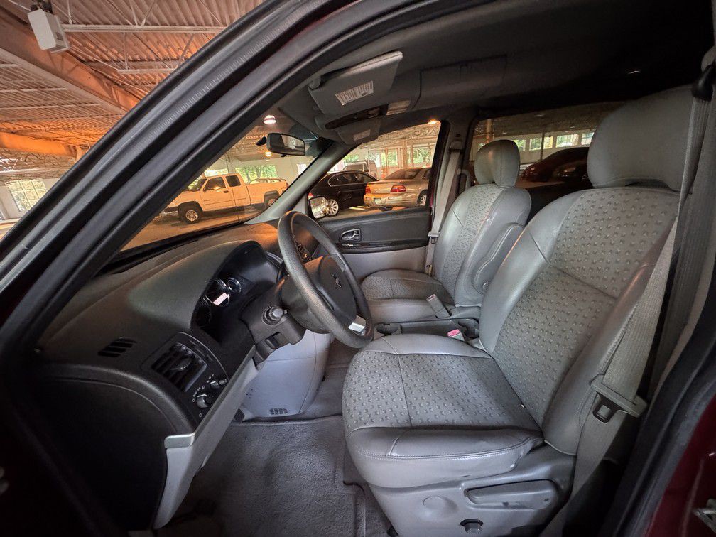 2005 Chevrolet Uplander Image 10