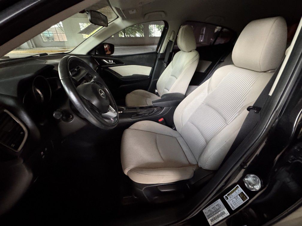 2014 Mazda Mazda3 Image 9