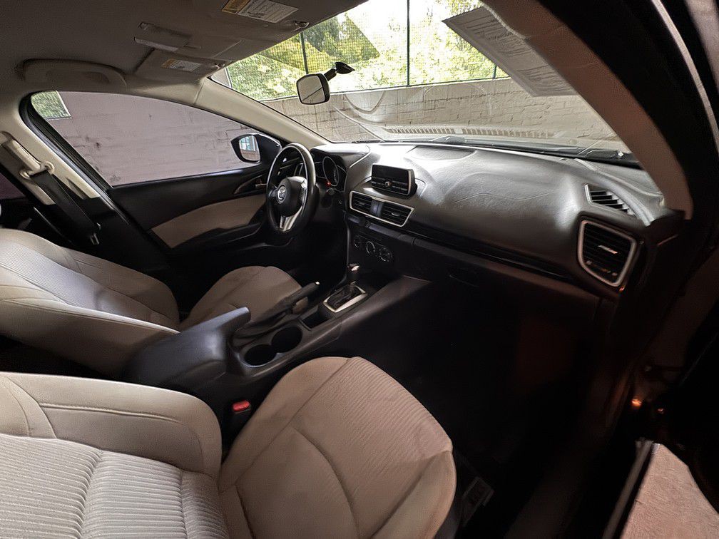 2014 Mazda Mazda3 Image 14