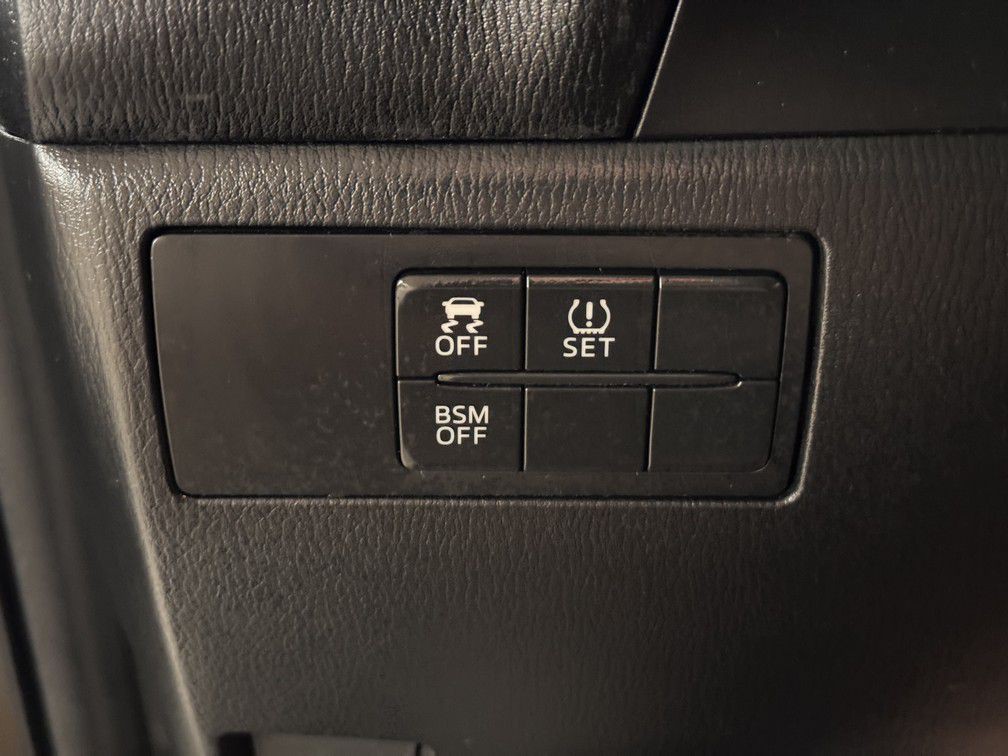 2014 Mazda Mazda3 Image 20