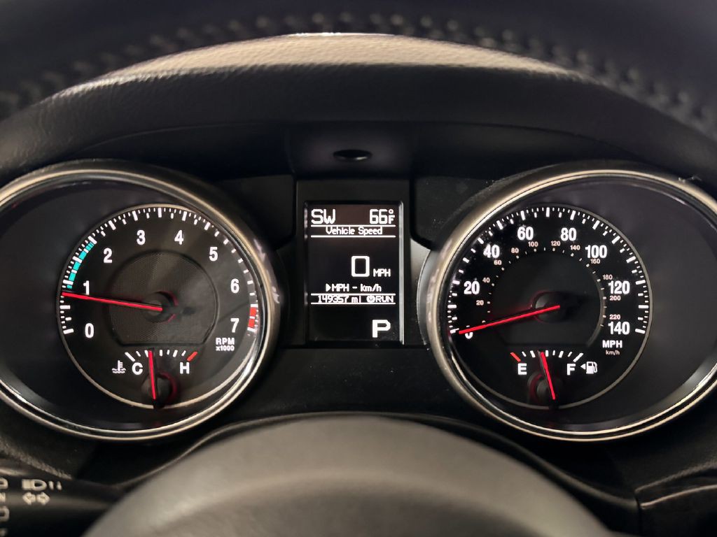 2012 Jeep Grand Cherokee Image 16