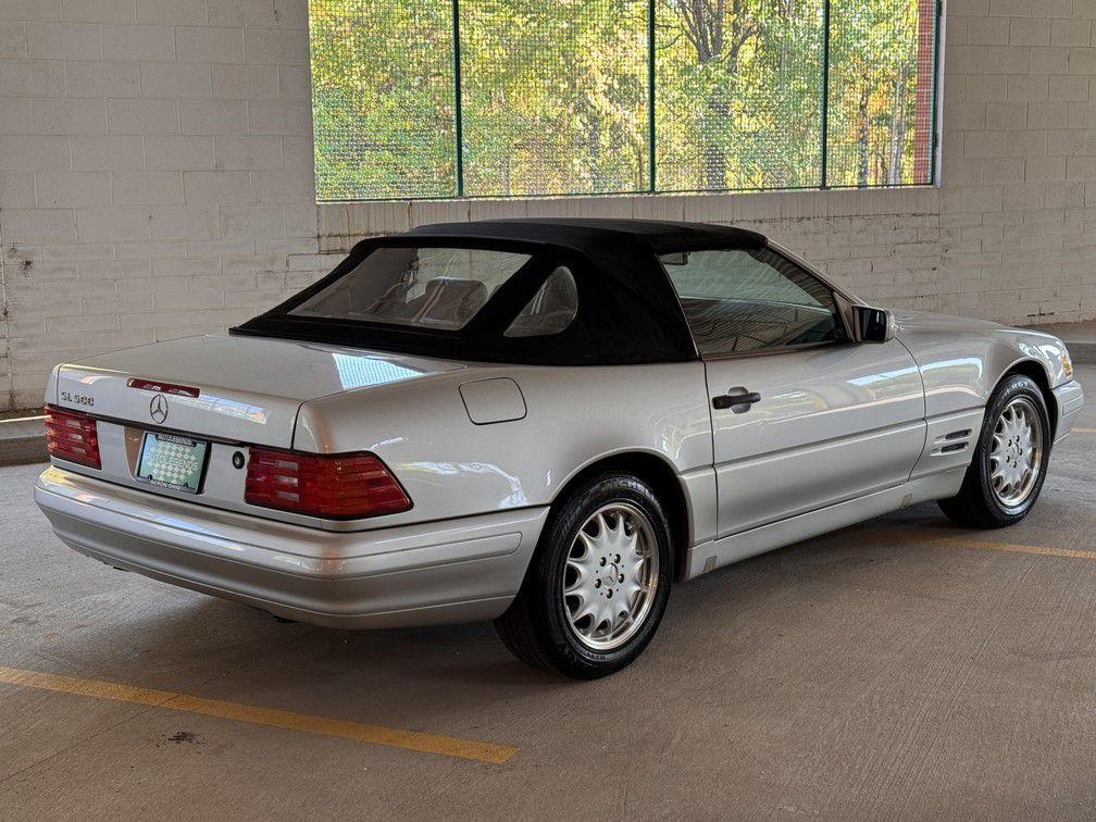 1998 Mercedes-Benz SL-Class Image 9