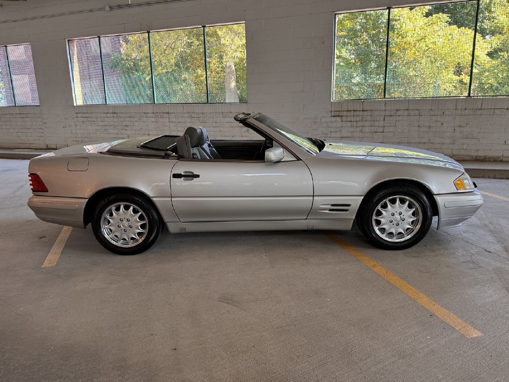 1998 Mercedes-Benz SL-Class Image 12