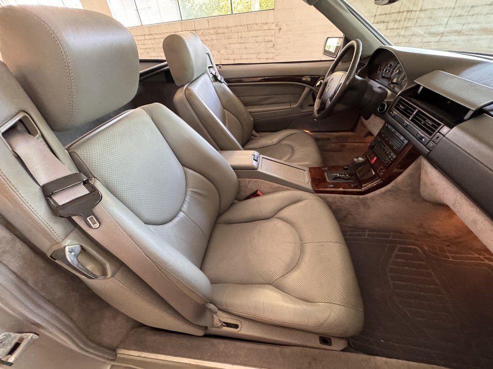 1998 Mercedes-Benz SL-Class Image 19
