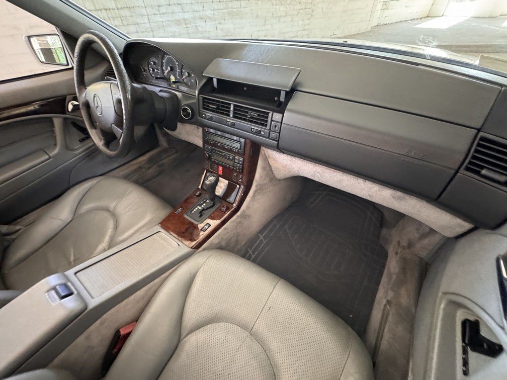 1998 Mercedes-Benz SL-Class Image 20