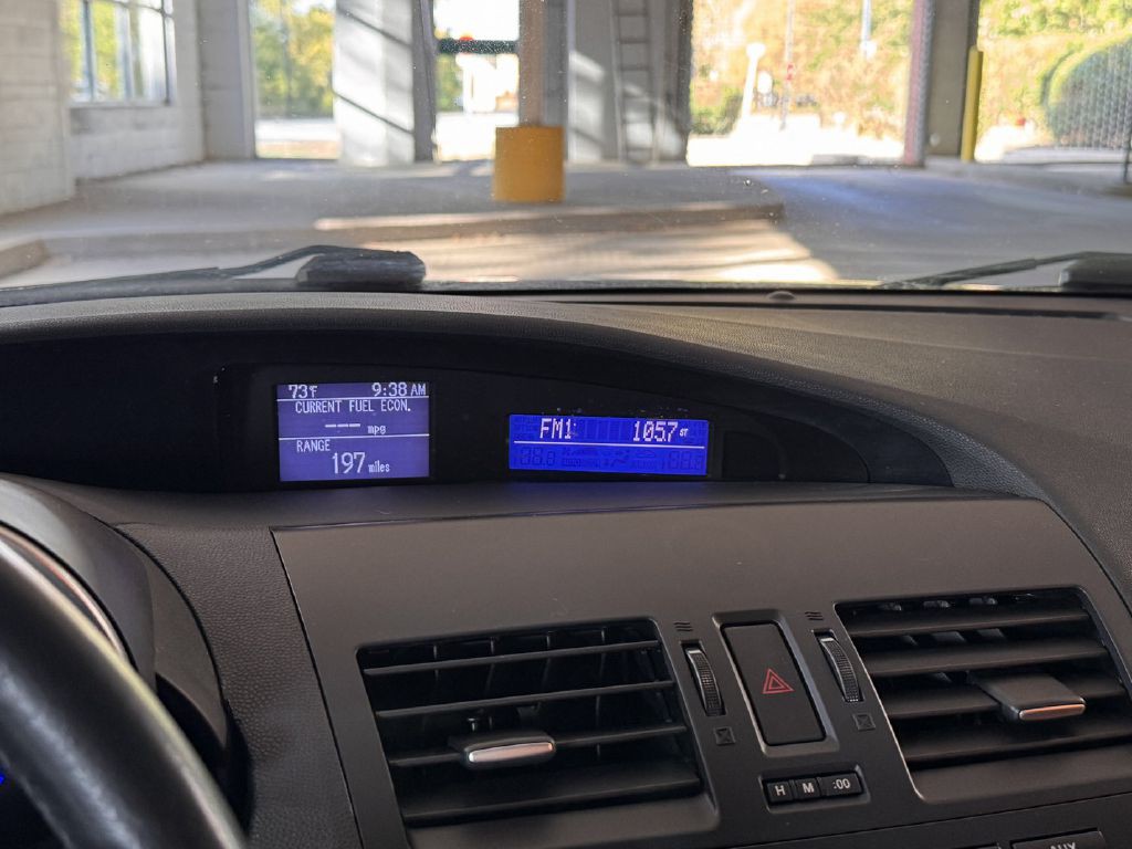 2012 Mazda Mazda3 Image 18