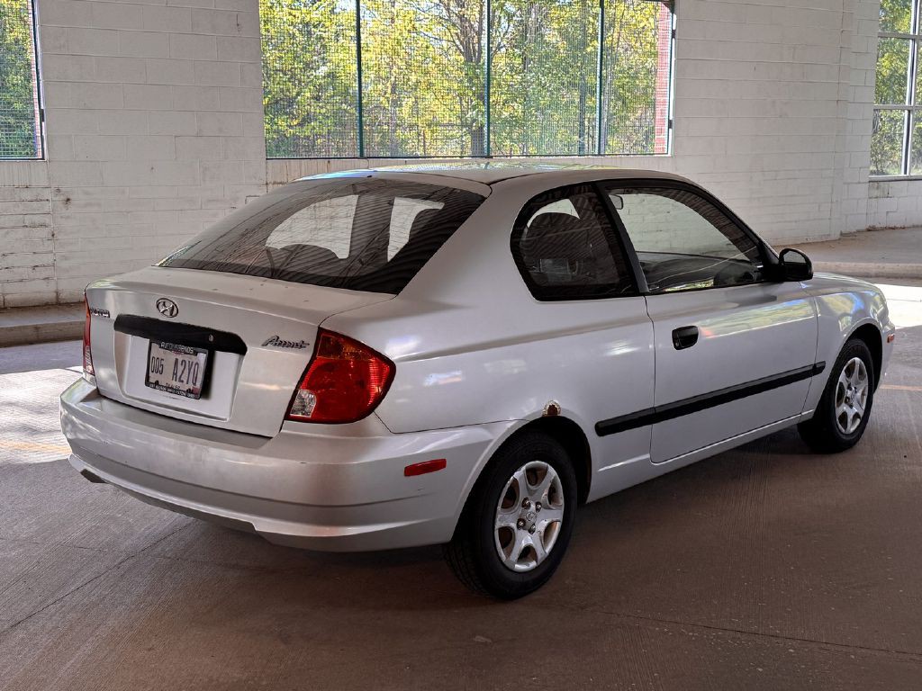 2004 Hyundai Accent Image 6