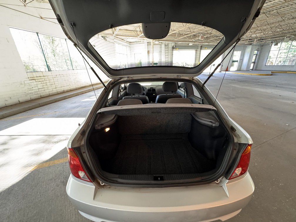 2004 Hyundai Accent Image 13