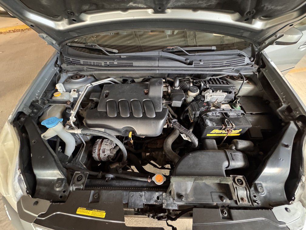 2010 Nissan Sentra Image 23