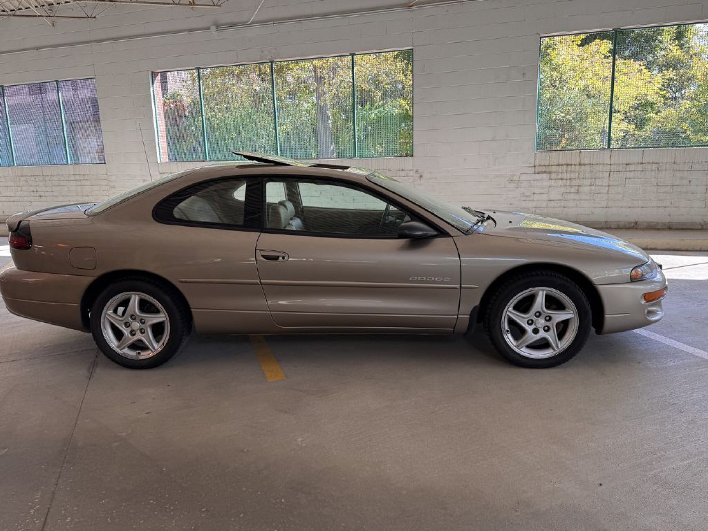1998 Dodge Avenger Image 8
