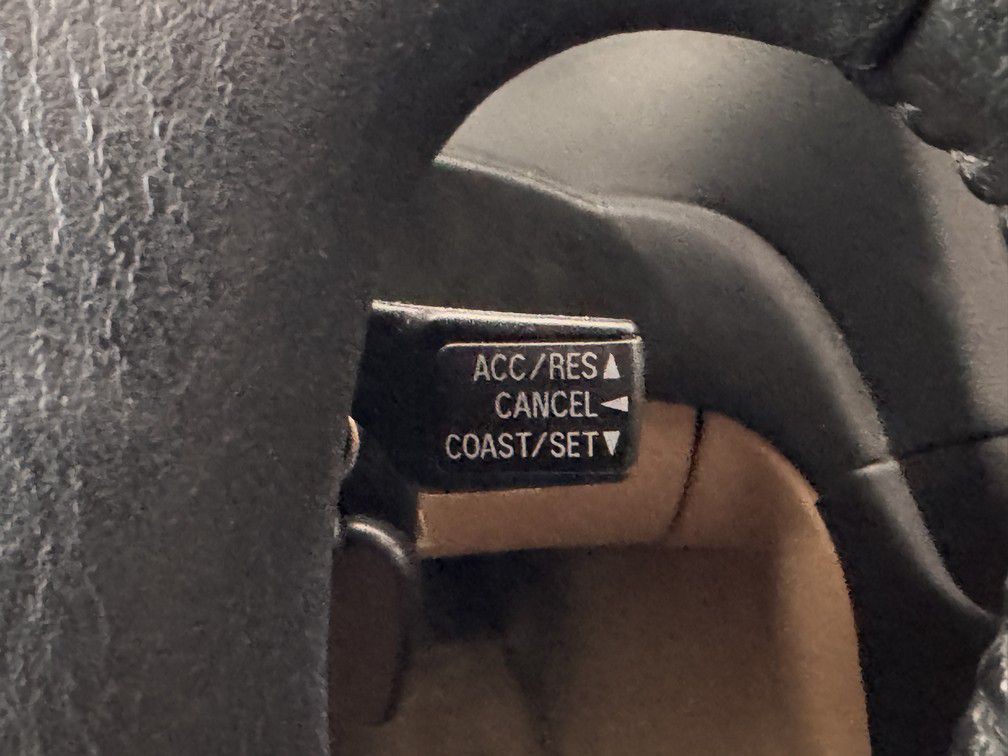 1998 Dodge Avenger Image 22