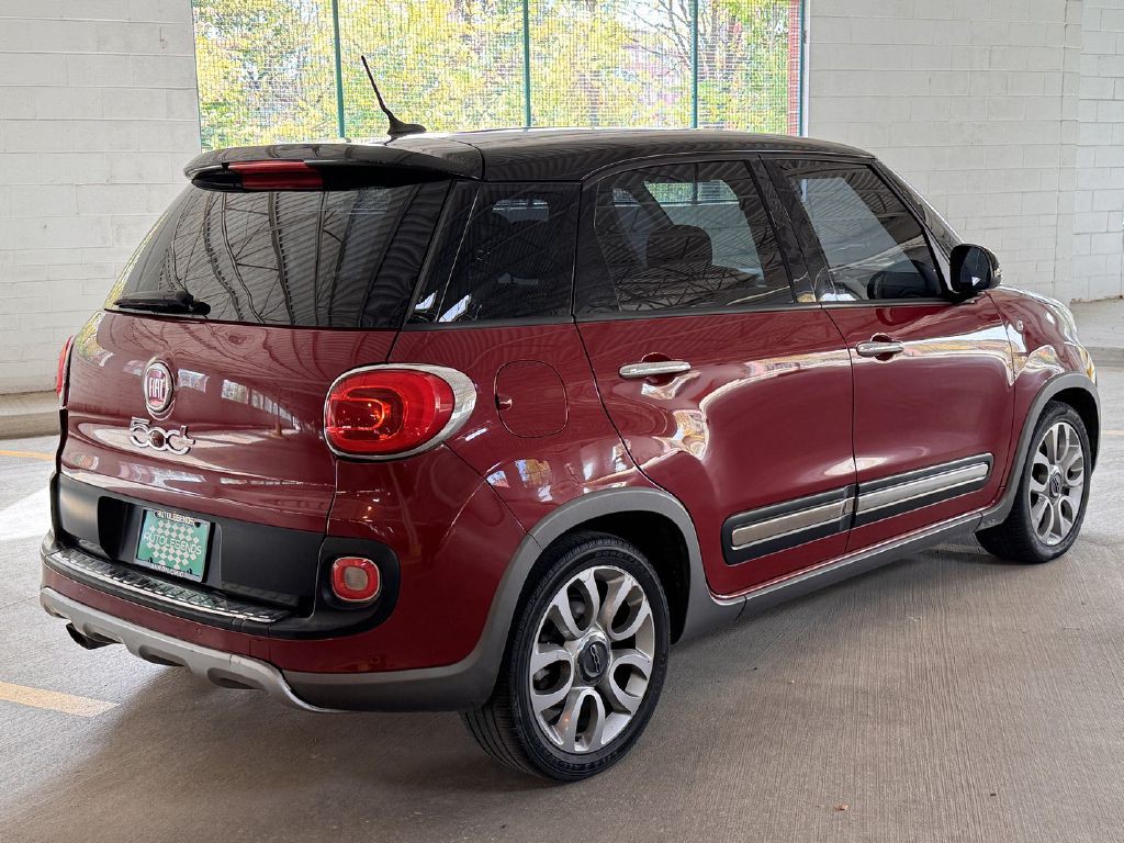 2015 FIAT 500L Image 6