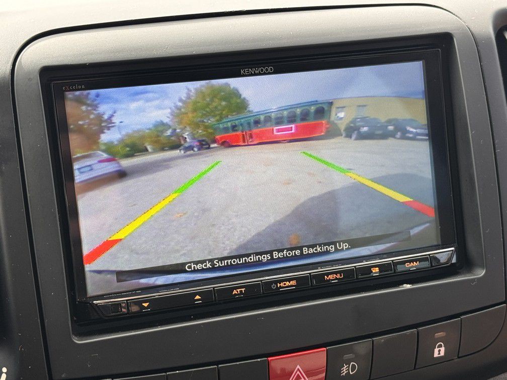 2015 FIAT 500L Image 14