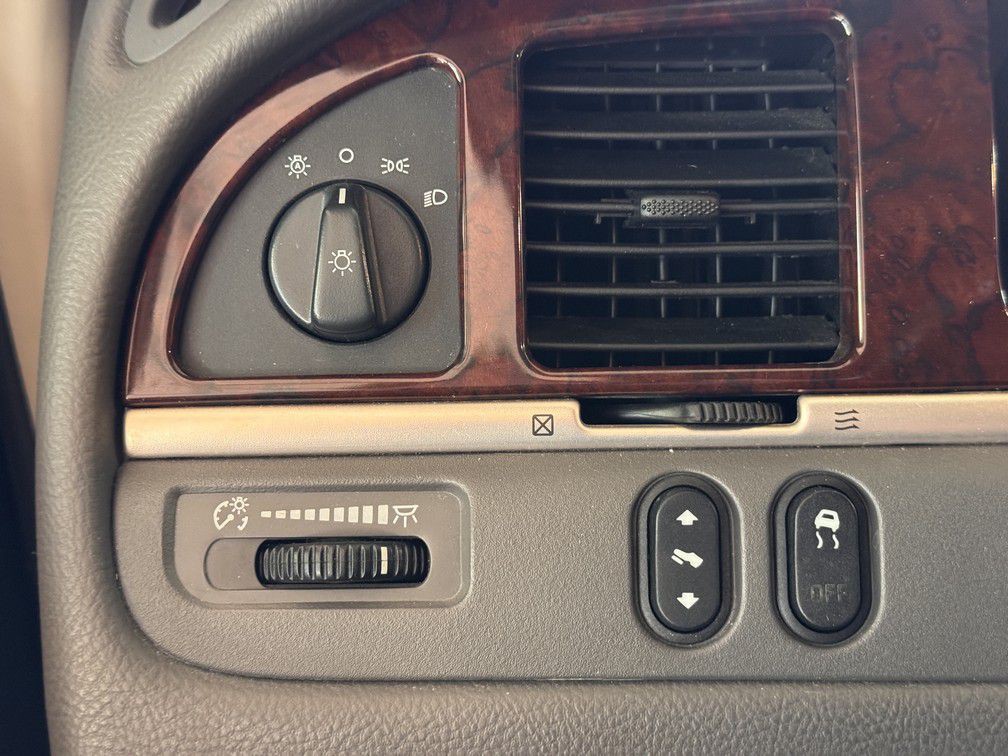 2006 Lincoln Town Car Image 20