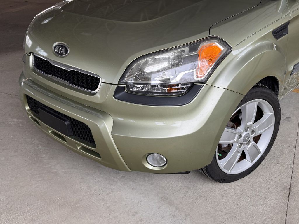 2011 Kia Soul Image 2