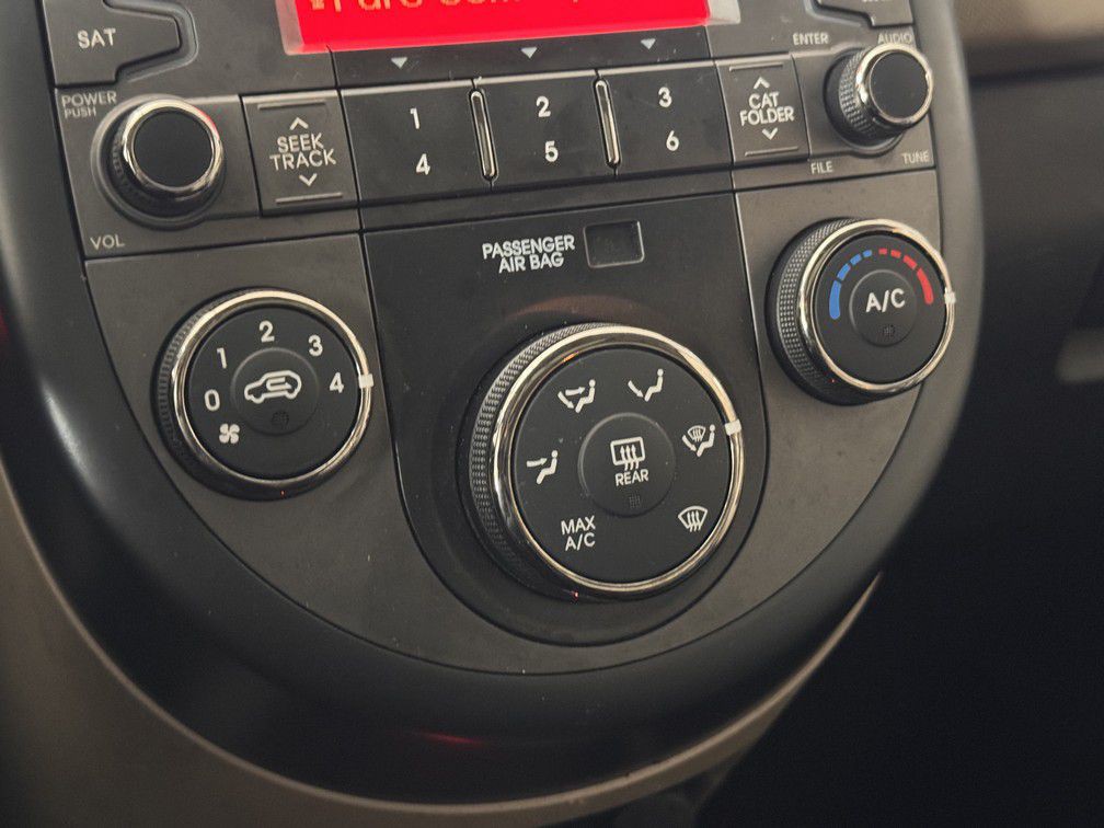 2011 Kia Soul Image 17