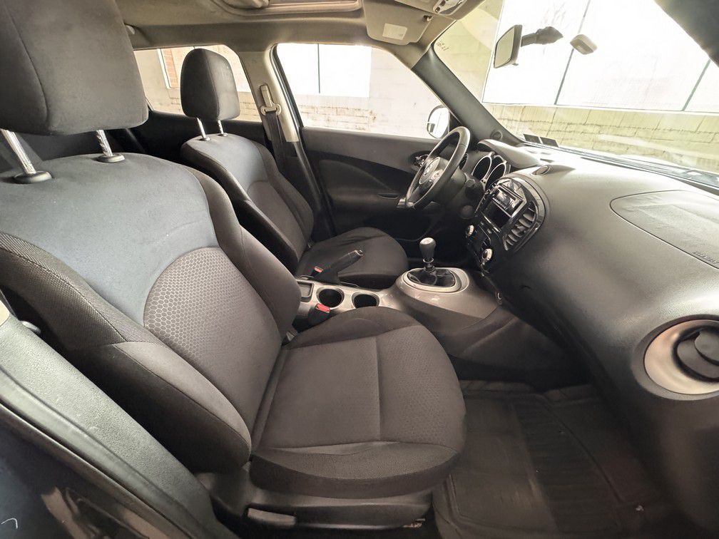 2012 Nissan Juke Image 16