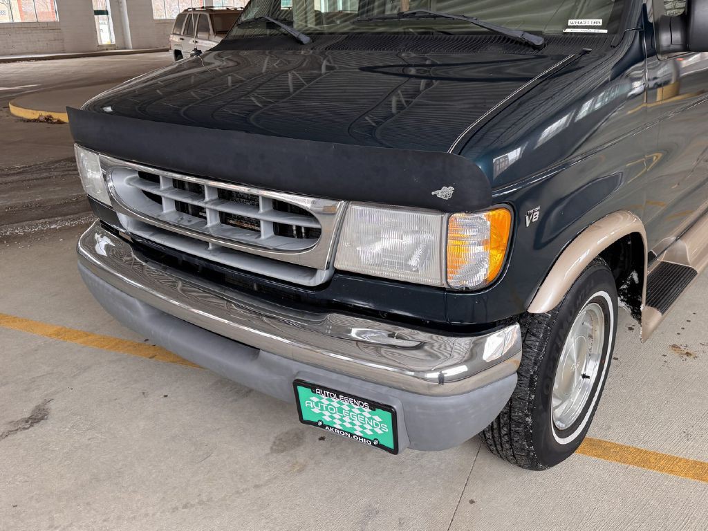 1998 Ford Econoline Image 2
