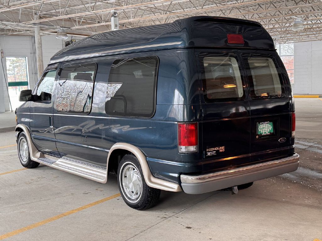 1998 Ford Econoline Image 4