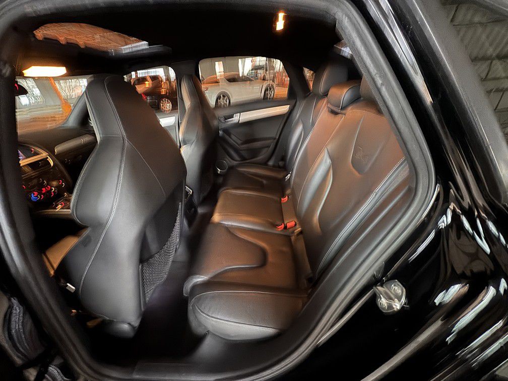 2012 Audi S4 Image 11