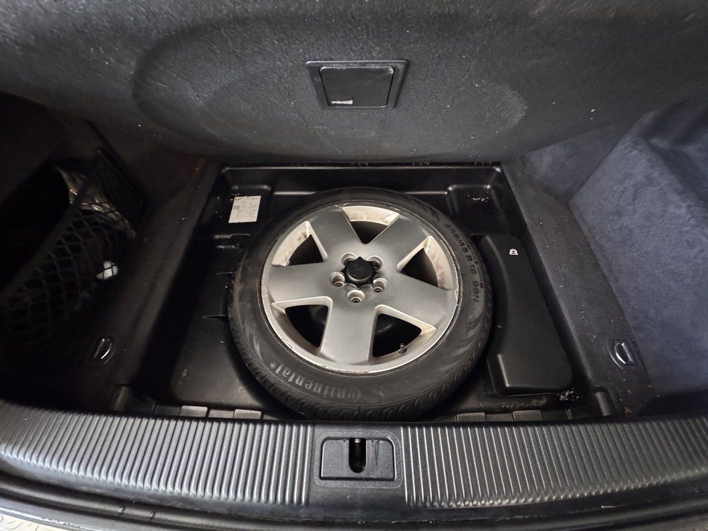 2004 Audi A8 Image 15