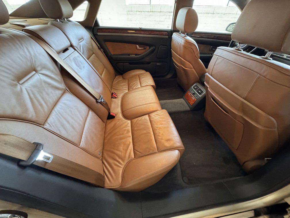 2004 Audi A8 Image 16