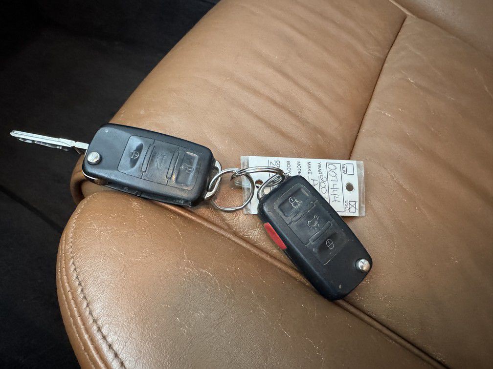 2004 Audi A8 Image 22