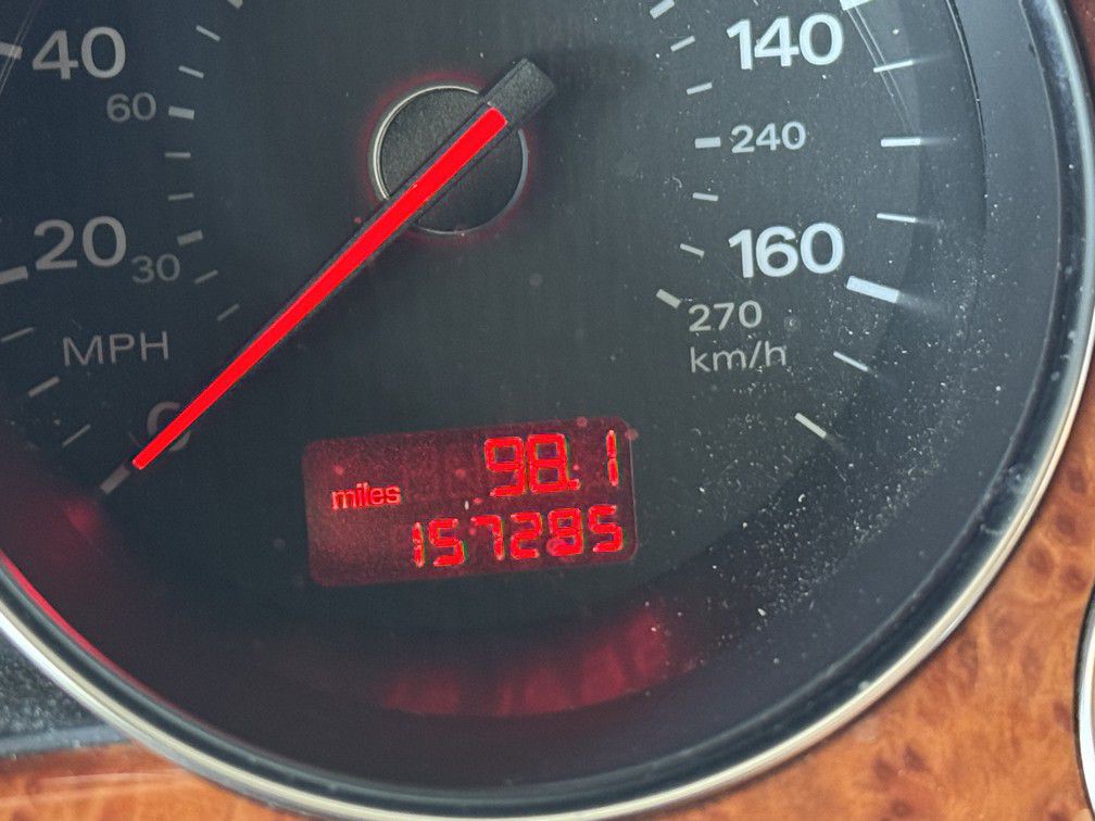 2004 Audi A8 Image 24