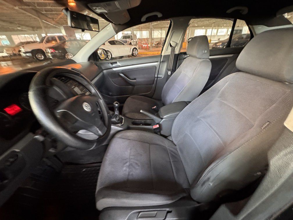 2007 Volkswagen Jetta Image 10