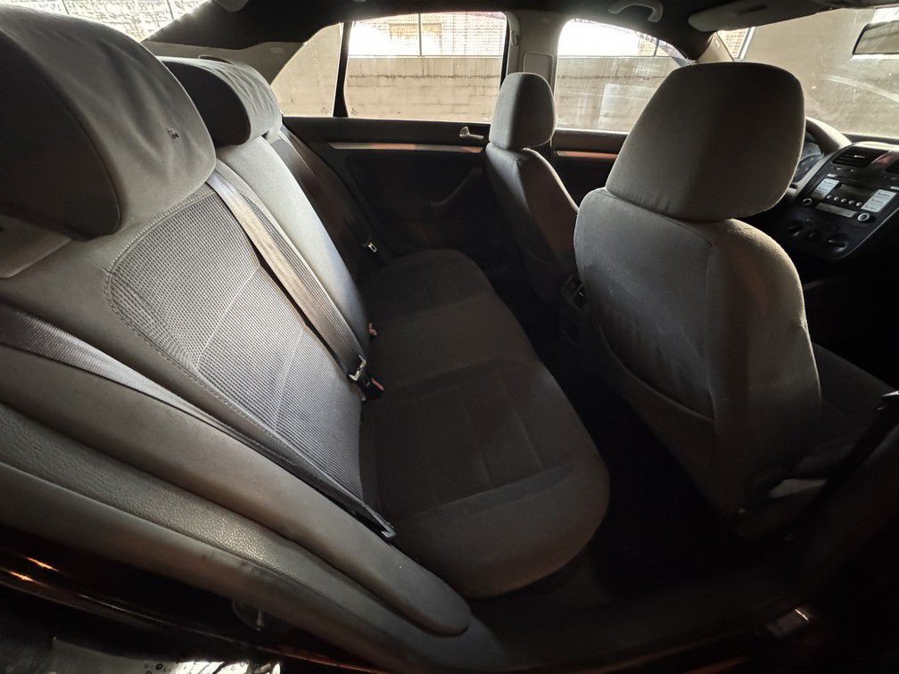 2007 Volkswagen Jetta Image 13