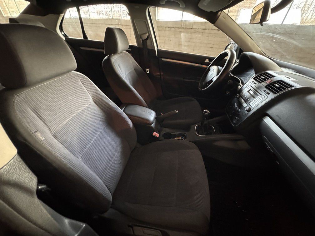 2007 Volkswagen Jetta Image 14