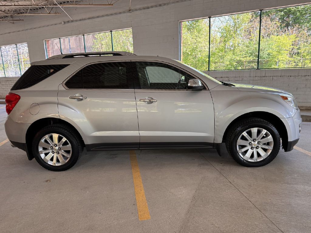 2010 Chevrolet Equinox Image 8