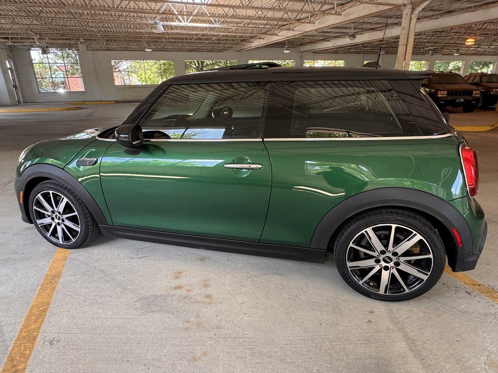 2023 MINI Cooper Image 4