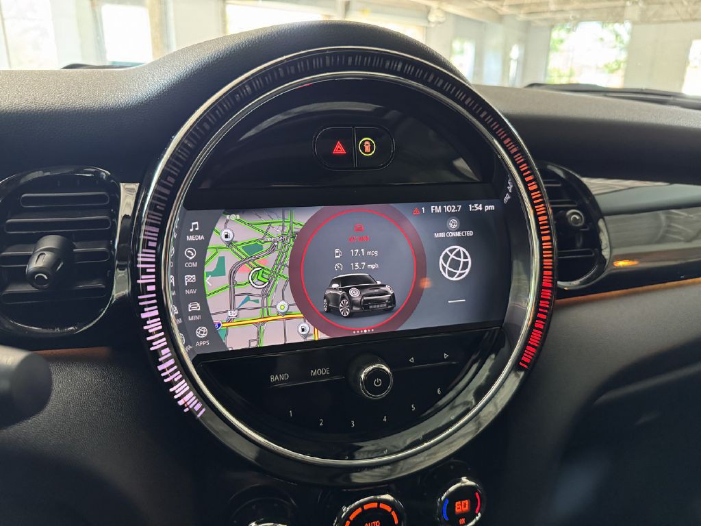 2023 MINI Cooper Image 16