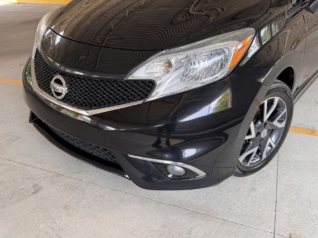 2015 Nissan Versa Image 2