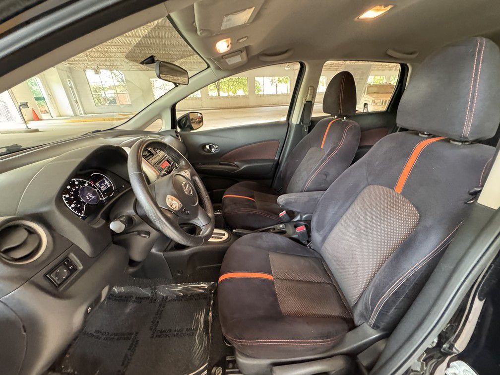 2015 Nissan Versa Image 10